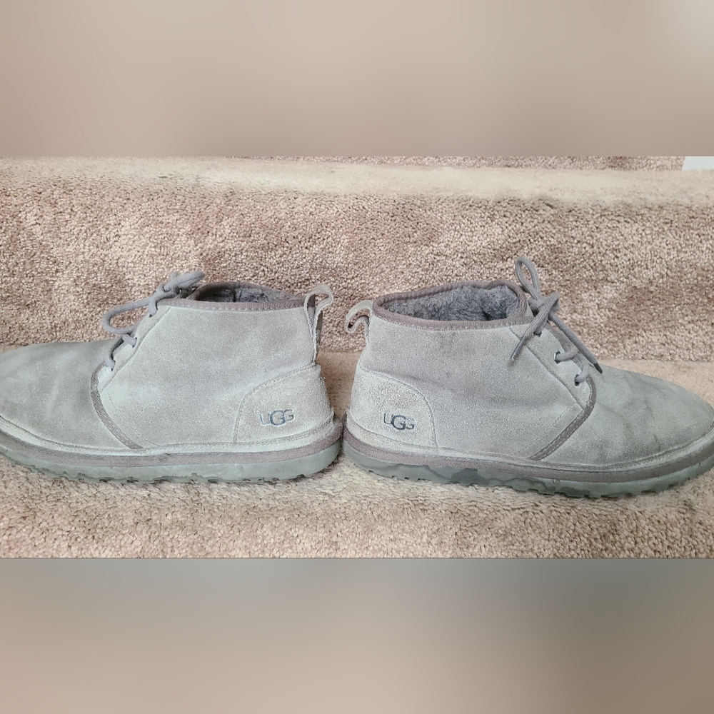 UGG Sz 11 Mens Gray Chukka Boots - Picture 16 of 17